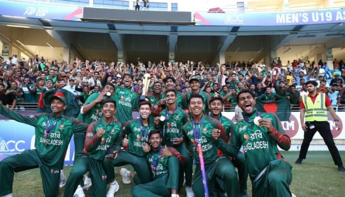 ​এশিয়ার চ্যাম্পিয়নদের ৫০ লাখ টাকা পুরস্কারের ঘোষণা ক্রীড়া উপদেষ্টার