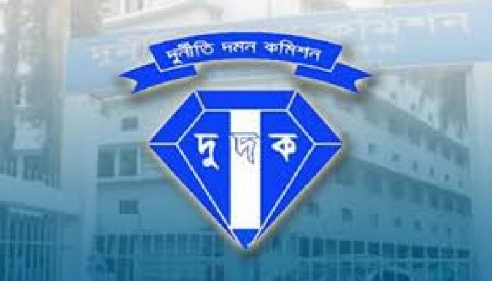 কোথাও ঘুষ-দুর্নীতি থেমে নেই