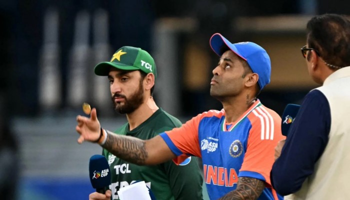 কে জিতবে আজ ভারত না পাকিস্তান