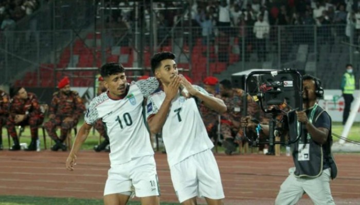 ফুটবলে ভারতকে হারালো বাংলাদেশ