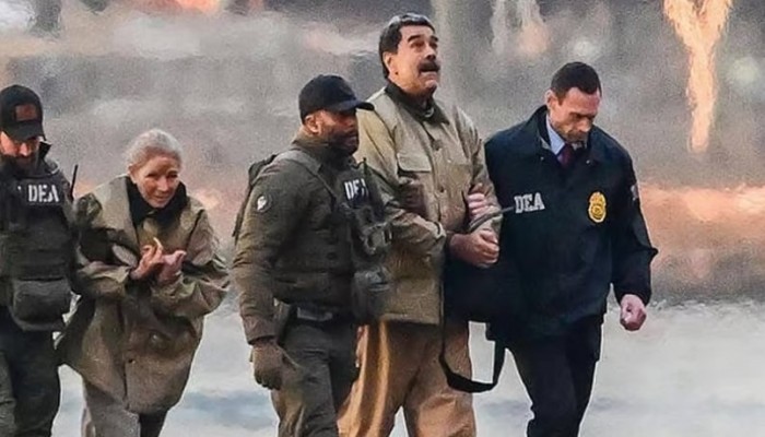 আমি এখনো আমার দেশের প্রেসিডেন্ট, আমাকে ধরে নিয়ে আসা হয়েছে- আদালতে মাদুরে