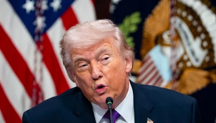 ইরানের জ্বালানি তেল এবং খারগ দ্বীপের নিয়ন্ত্রণ নিতে চান ট্রাম্প