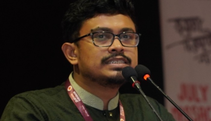 গণভোটের রায় প্রত্যাখ্যানের দুঃসাহস দেখাবেন না, সরকারকে ডাকসু ভিপি