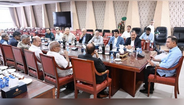 সংবাদপত্রের স্বাধীনতার প্রতি সরকারের দৃঢ় অবস্থান ব্যক্ত করলেন প্রধানমন্ত্রী