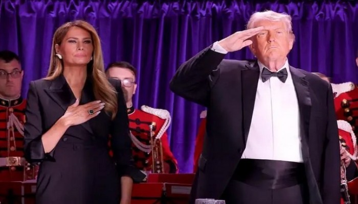 ‘আমরা সবাই মেজেতে লুটিয়ে পড়েছিলাম’